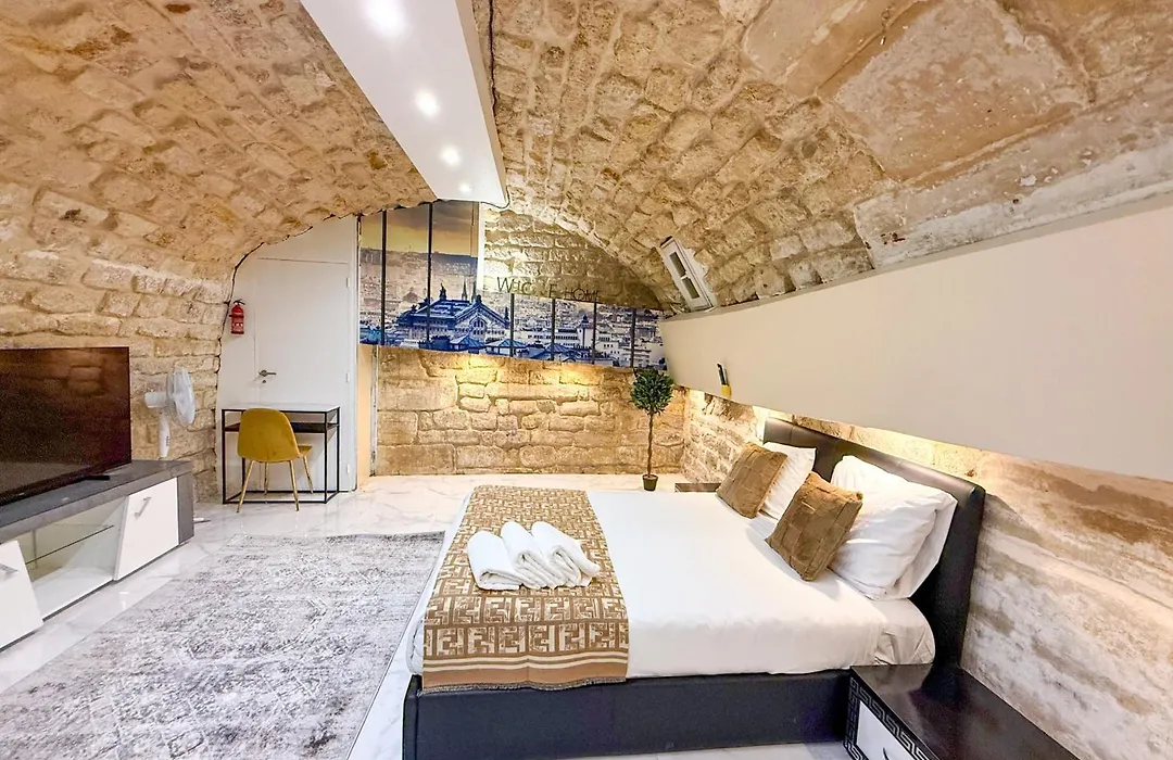 154 - Urban Atelier Home Cinema In Paris-1