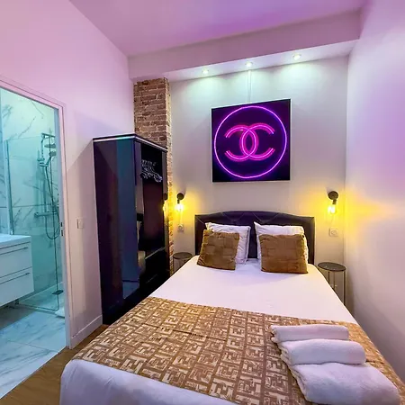 154 - Urban Atelier Home Cinema In Paris-2